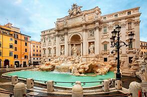 Trevi Fountain Luxury Guesthouse