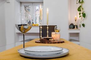 Trevi Fountain Luxury Guesthouse
