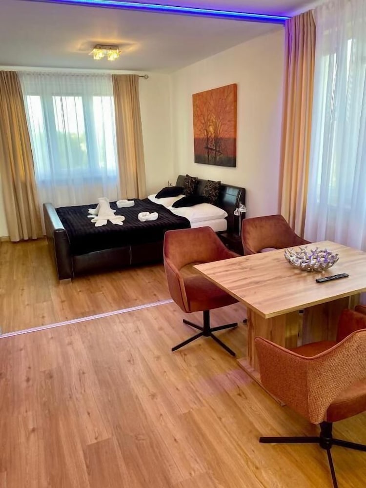 WX Hotel