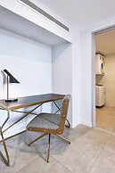 Meriton Suites Canberra