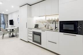 Meriton Suites Canberra