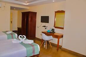 The Cent Hotel