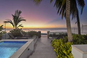 Exceptional Beachfront Living - Milord Sunsets 3 Bedroom Home by Blue 