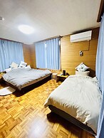 Chatan Beach House 1