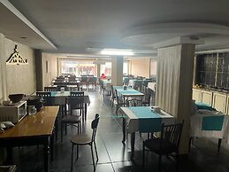 Metros Hotel