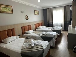 Metros Hotel