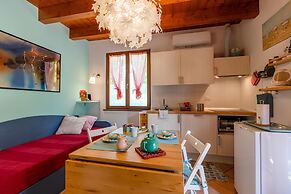 Il Laghello Wood House
