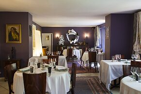Hôtel la Source Bleue