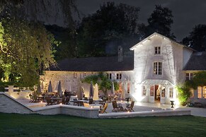 Hôtel la Source Bleue