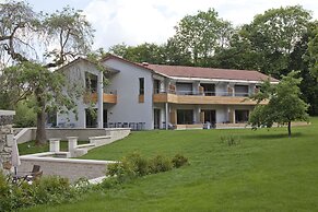 Hôtel la Source Bleue