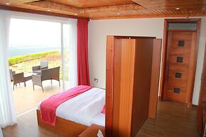 Lake Elementaita Mountain Lodge