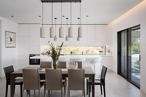 Luxury Villas Skiathos