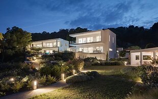 Luxury Villas Skiathos