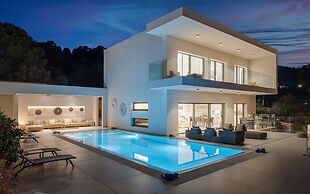Luxury Villas Skiathos