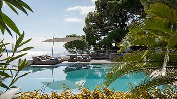 Luxury Villas Skiathos