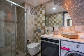 Eluxio Suite Hotel