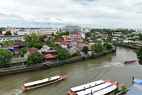 NORN Rimklong Bangkok Hotel