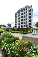 NORN Rimklong Bangkok Hotel