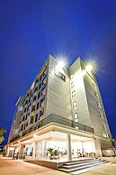 NORN Rimklong Bangkok Hotel