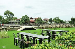 NORN Rimklong Bangkok Hotel