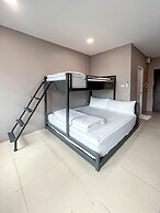 NORN Rimklong Bangkok Hotel