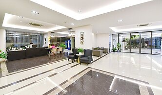 NORN Rimklong Bangkok Hotel