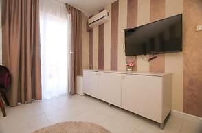Bajadera Lux