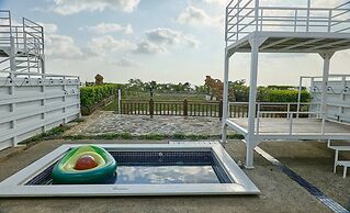 CLIFF VILLA