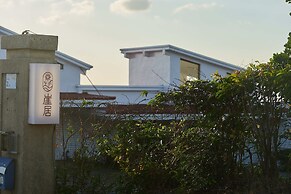 CLIFF VILLA
