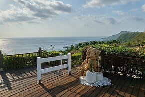 CLIFF VILLA