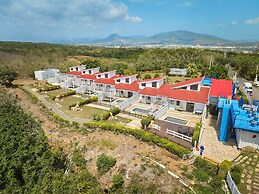 CLIFF VILLA