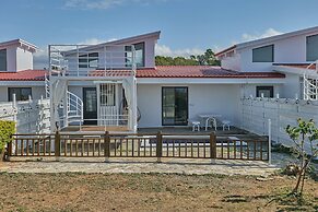 CLIFF VILLA