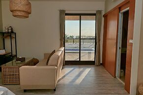 CLIFF VILLA