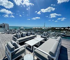Palm Cay Marina, Resort & Spa
