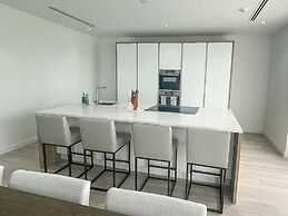 Palm Cay Marina, Resort & Spa