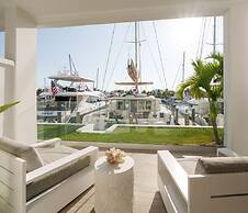 Palm Cay Marina, Resort & Spa
