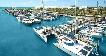 Palm Cay Marina, Resort & Spa