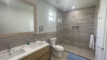Palm Cay Marina, Resort & Spa