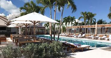 Palm Cay Marina, Resort & Spa