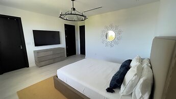 Palm Cay Marina, Resort & Spa