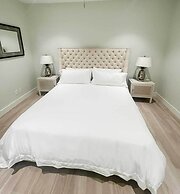 Palm Cay Marina, Resort & Spa