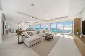 Palm Cay Marina, Resort & Spa