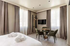 Frenchdoor Tours Corneille