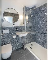 Frenchdoor Tours Corneille