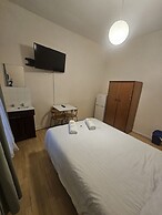 Bruce Rooms