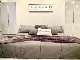 Romantic Lakeside Studio Suite