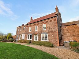Manor House