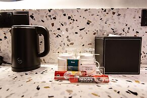 Ibis Budget Singapore Gold