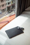 Ibis Budget Singapore Gold