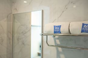 Ibis Budget Singapore Gold